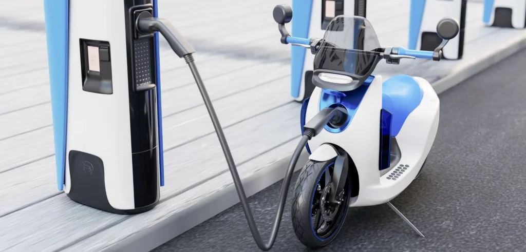 Alquiler una moto eléctrica - Cómo asegurarte por días 